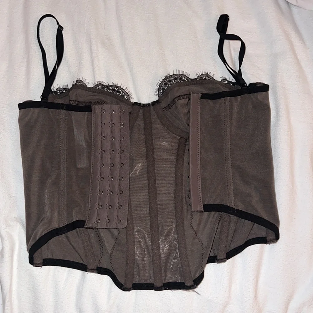 UO Black Modern Love Corset Top - Picture 3 of 4